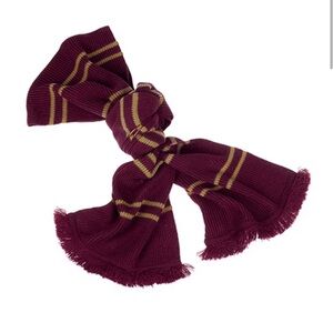 Official Harry Potter Universal Studios Gryffindor Scarf